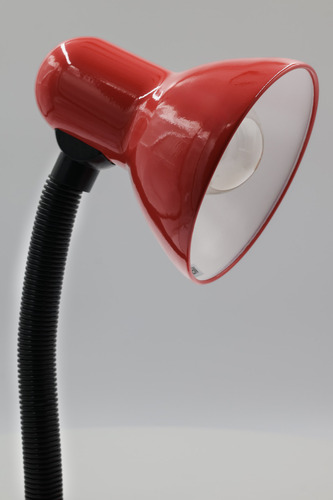 Lampka biurkowa K-MT-203 CZERWONY z serii CARIBA 8